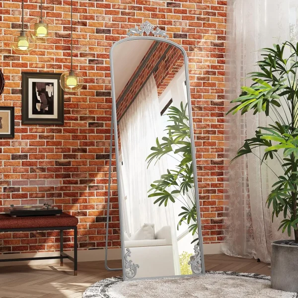 Full body floor standing mirror.