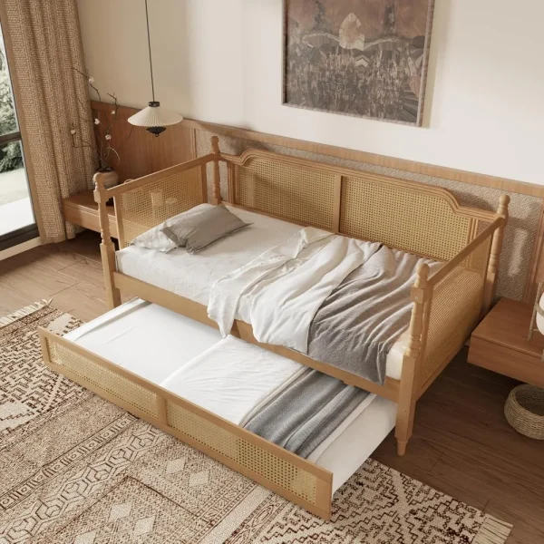 Wood Daybed with Trundle